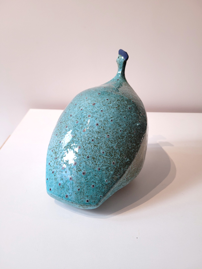 Pintade bleu scarab�e t�te haute (grande)-Olivier FONSECA