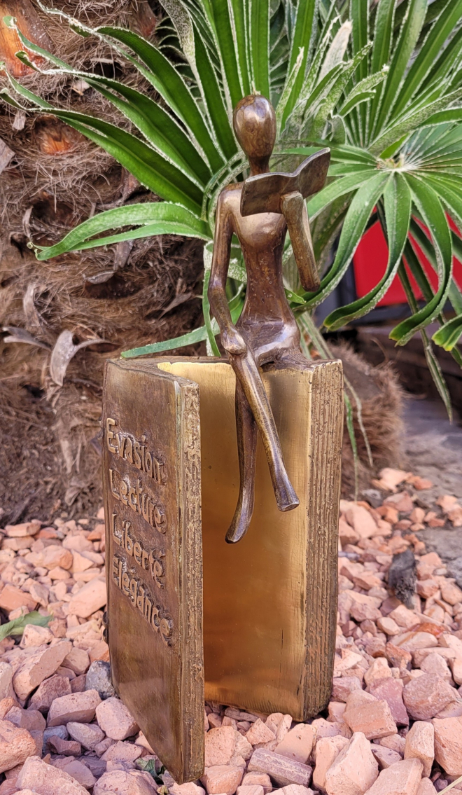 Liseuse sur bord de livre - Bronze-Carl JAUNAY